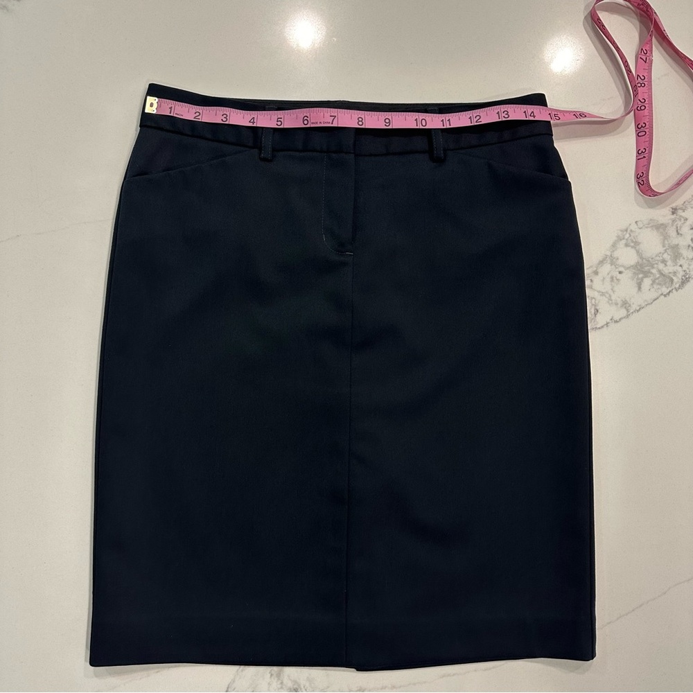 Express - Editor Pencil Skirt - Black, Size 2 - EUC - Picture 3 of 12